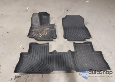 2021 Toyota Rav4 Xle из США, поврежденный, VIN 2T3W1RFV2MW162602